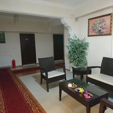 Zarha Mountain Hotel 4*